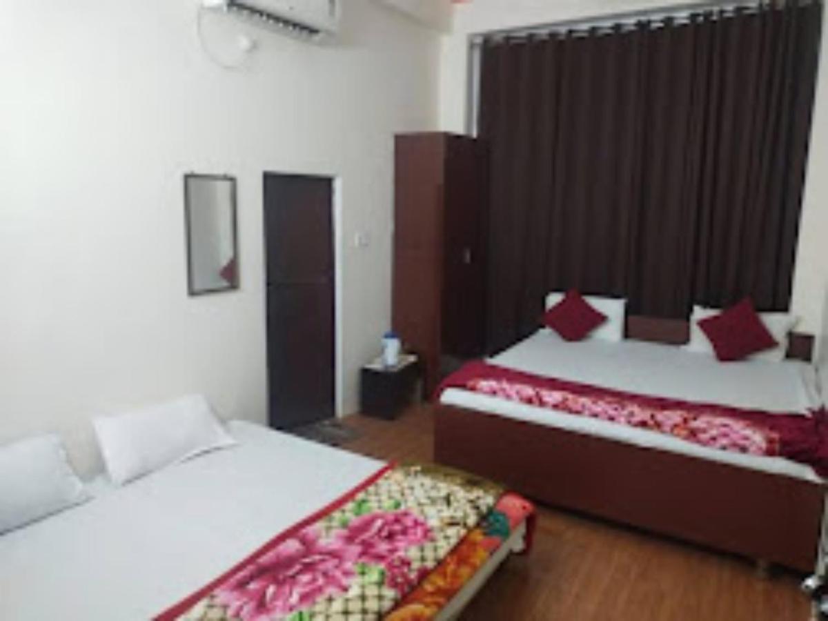 Goroomgo Varanasi Paradise Varanasi Bagian luar foto