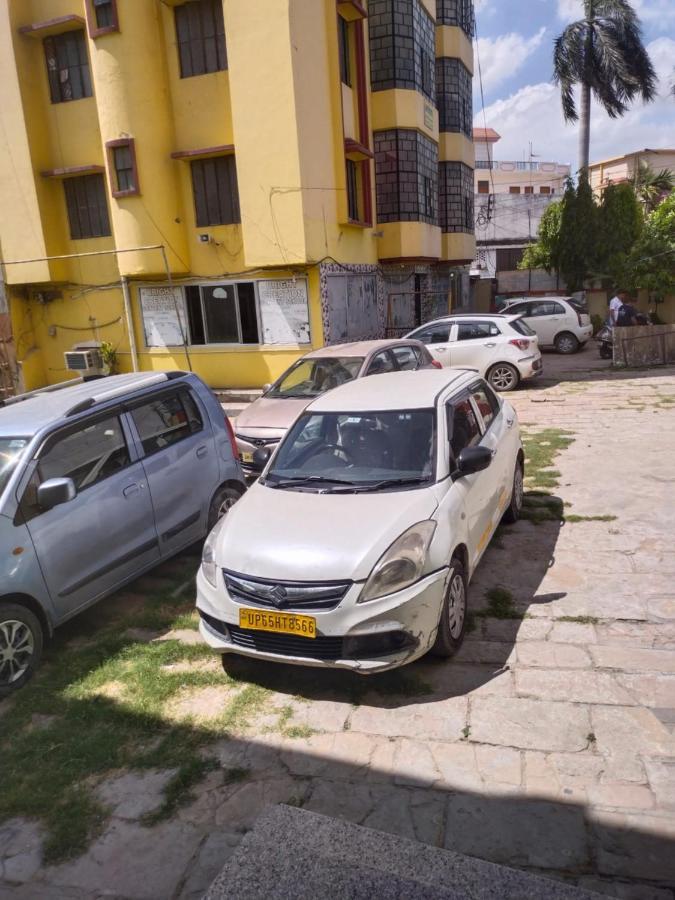Goroomgo Varanasi Paradise Varanasi Bagian luar foto